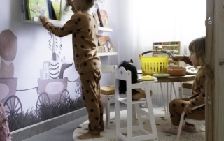 mesa de niños Montessori